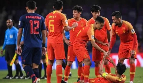 作为一个中国人，你如何看待国足现状？