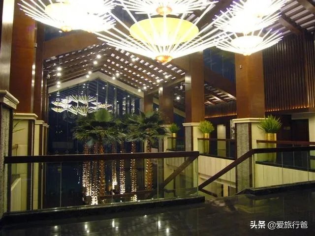 你去过的第一个A级景区是哪里？给你留下了什么深刻印象？