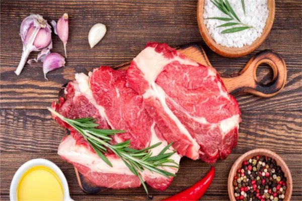 十几元一斤猪肉重现市场，猪肉价格为何如此不稳定呢？