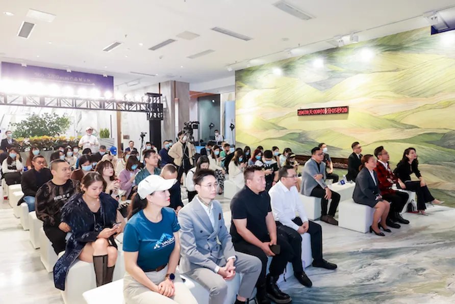 【无限自然·恰适至美】简一2022大理石瓷砖新品重磅发布探索美好家的取舍之道