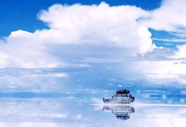 我要去玻利维亚的天空之镜！！请问怎么去！！