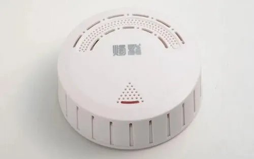 烟感器红灯一闪一闪是正常的吗