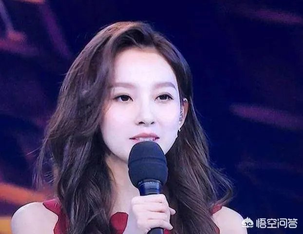 学播音主持就业前景如何？有什么单位会招聘这个专业的学生？