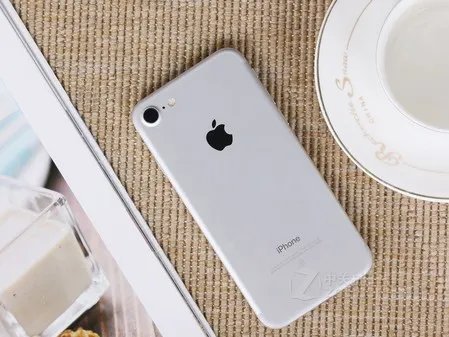 苹果7分期0首付4599送上网卡 蓝牙耳机