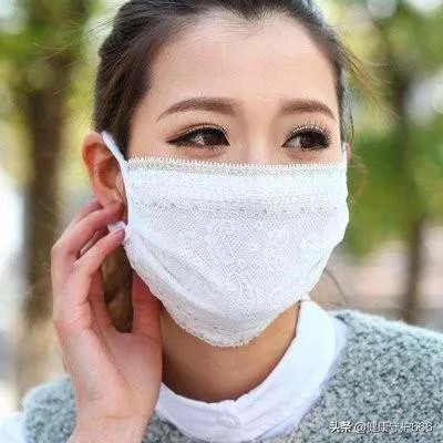 深圳最近几处发现新冠病毒，现阶段好多人都不带口罩，你怎么看？