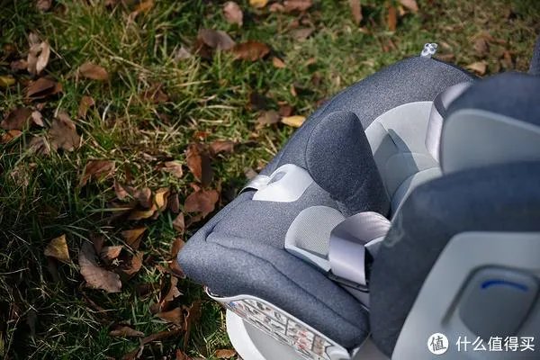 baby first安全座椅材质？