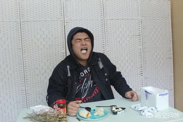 蓝纹奶酪有多臭，蓝纹奶酪对身体有害吗？