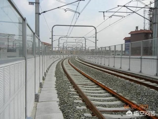 隔音墙能减少高铁地铁噪音吗？有什么讲究？