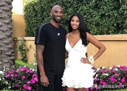 听说科比坠机死了真的假的