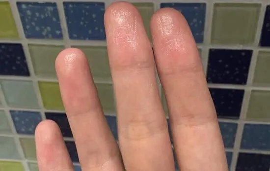 2018款安耐晒金瓶和银瓶区别 神级防晒力