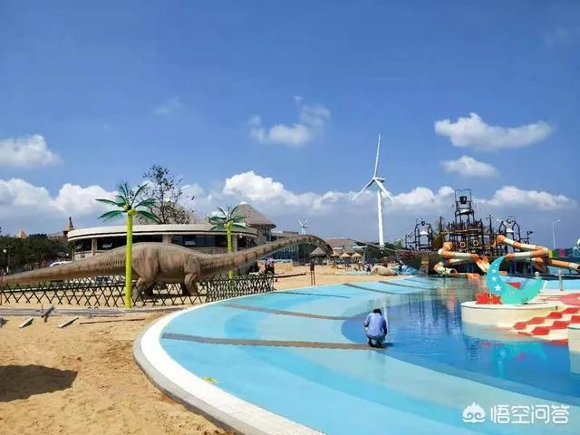 一家三口到威海旅游三天,有哪些景点、住宿和美食值得推荐?