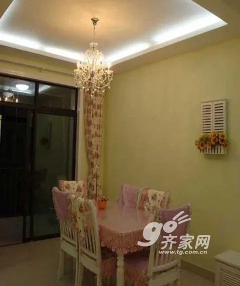 甜美的梦想 小镇姑娘20万装田园风3室