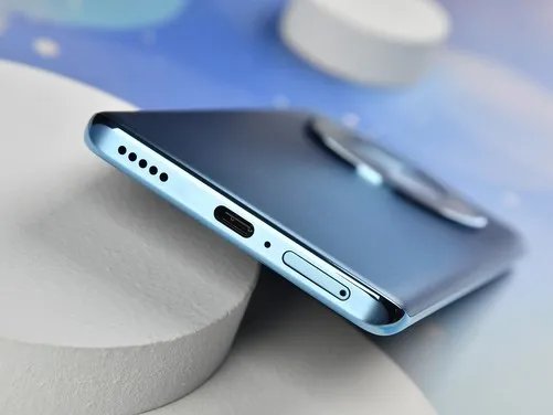 【有料评测】荣耀X50全面评测:5800mAh超大电池 续航新巅峰