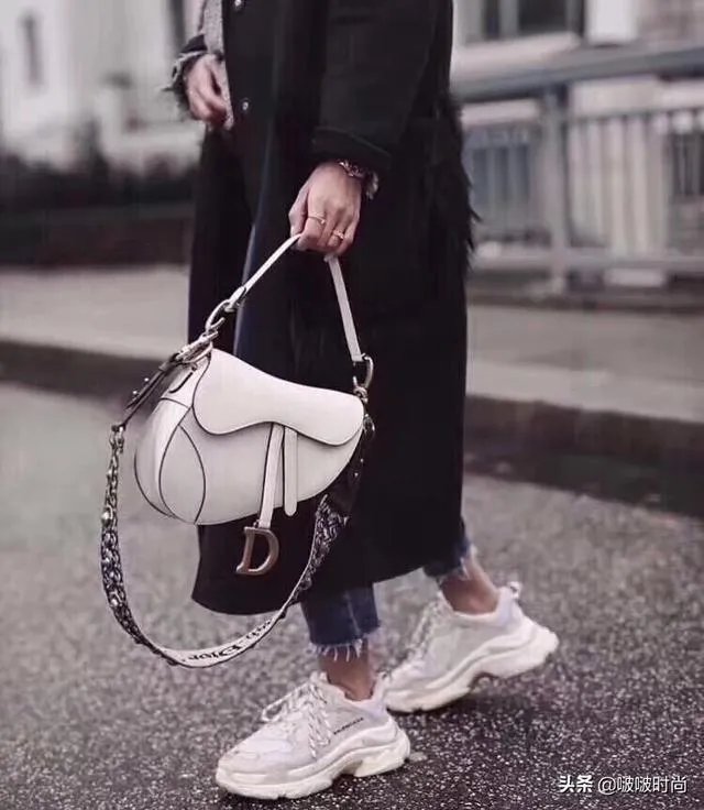 有哪些舒适透气的女鞋品牌？