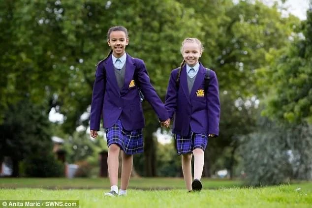 黑白双胞胎是真的吗？