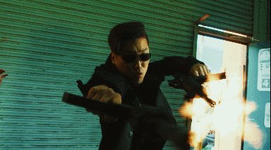 华人小胖新作出炉 花式换弹只为搏美女欢心