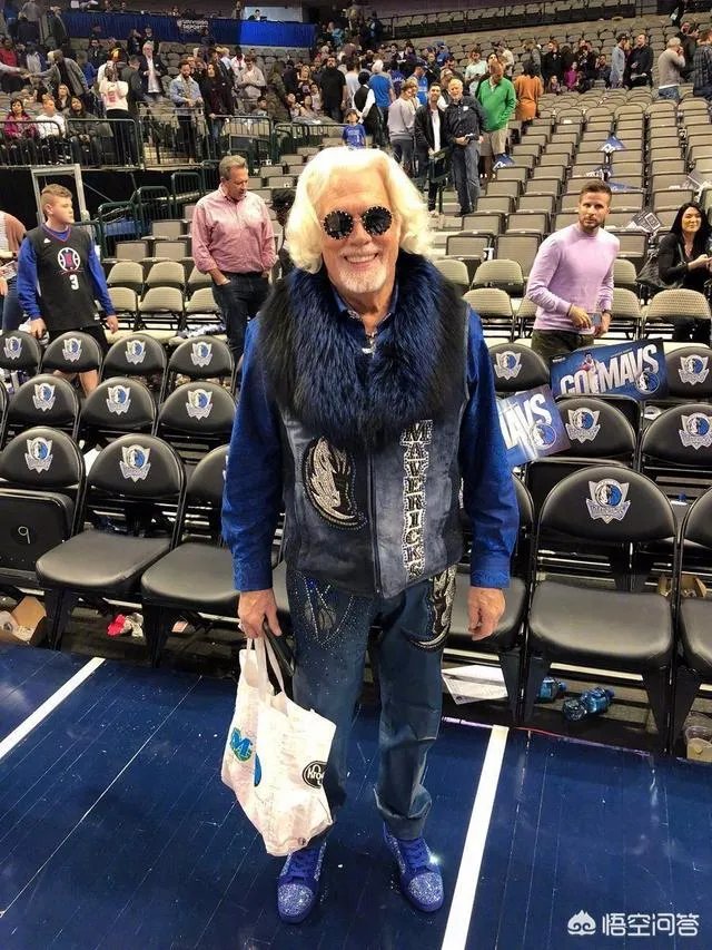 贝弗利被驱逐出场