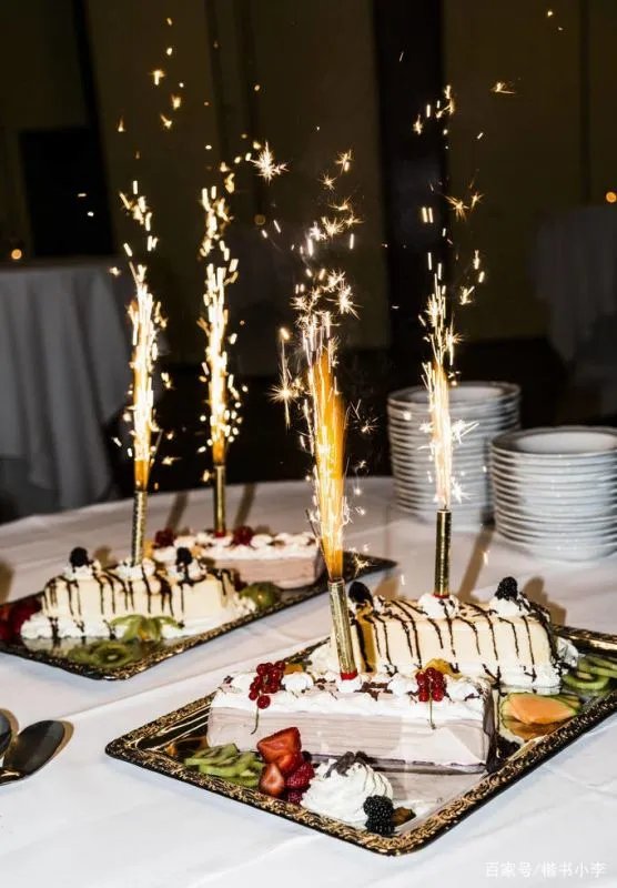 蛋糕烟火如何点