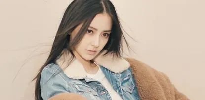 刘晓庆跳伞力证没整容，到底哪些事会暴露一个人整过容？