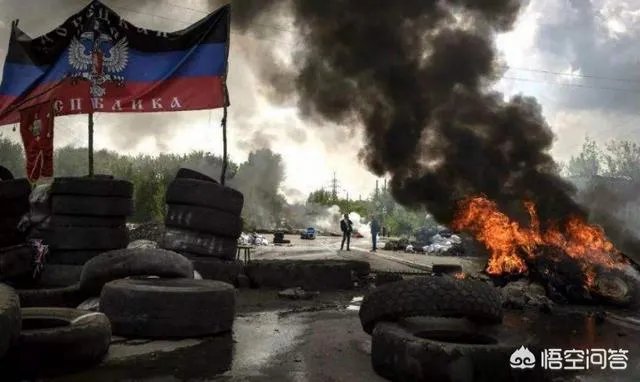 泽连斯基向普京发出邀请，希望举行有美国总统在场的三方会谈，他的愿望能实现吗？