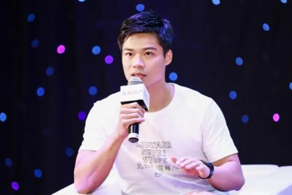 苏炳添换起跑脚的事例