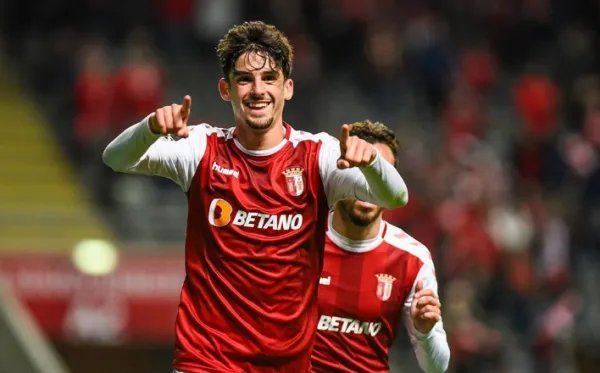 梅西可能离队的情况下，巴萨终于收获好消息，你对此怎么看