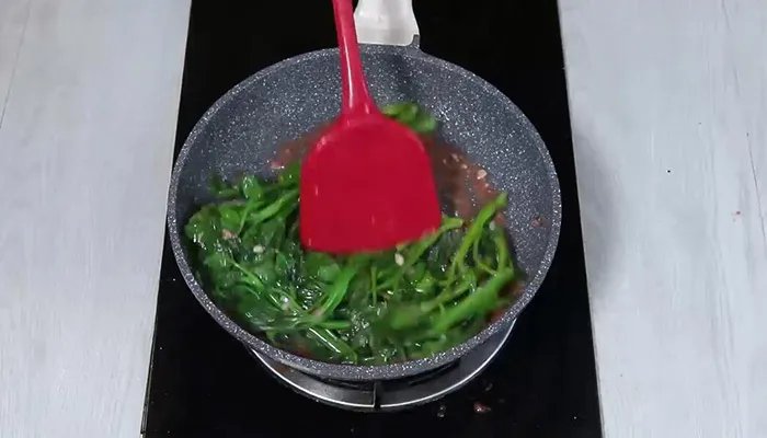 豆腐乳空心菜的做法 腐乳炒空心菜的做法