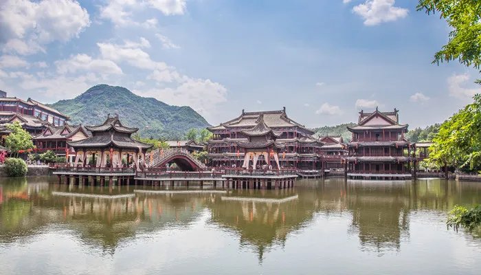 横店影视城在哪里 浙江横店影视城在哪里