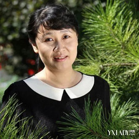 梁冠华老婆成北京知名导演执导过多部电影人气很高