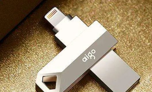 大家觉得金士顿和闪迪的U盘哪个好