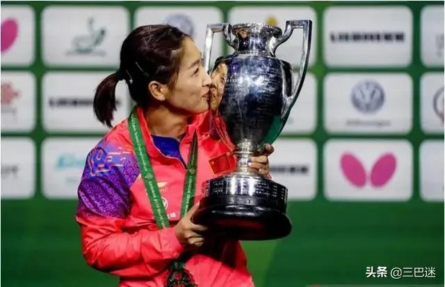 刘诗雯有世乒赛和世界杯冠军，为何世界排名不如陈梦孙颖莎？