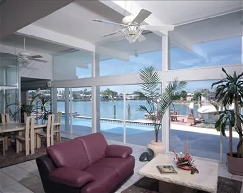 家居玻璃贴膜有什么作用 玻璃贴膜的方法