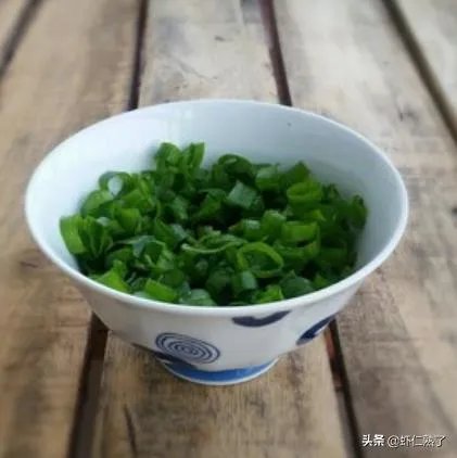 正宗葱油饼怎么做？