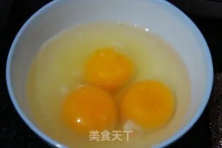 虾仁炒鸡蛋