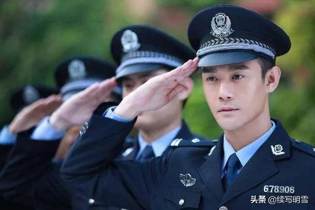 《清平乐》和《猎狐》你比较喜欢哪个角色的王凯？