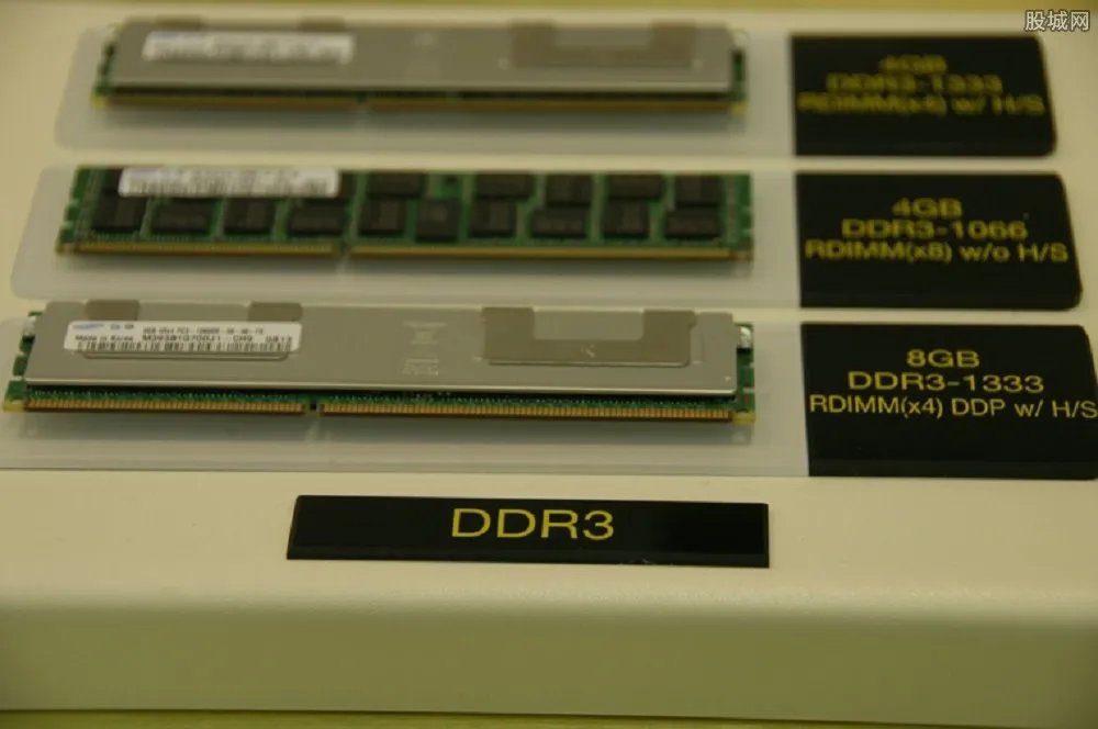 想买一张内存卡 8G内存卡多少钱？