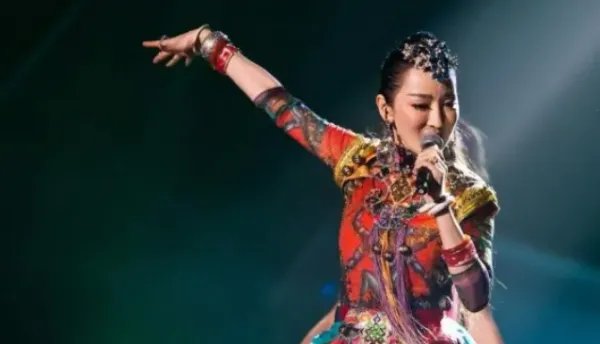 萨顶顶最好听的三首歌