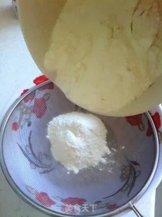 迷迭香切达奶酪咸味玛芬-rosemary, chedder and walnut damper muffins