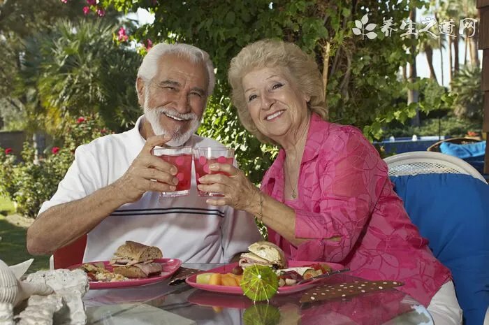针刺养老穴治落枕 