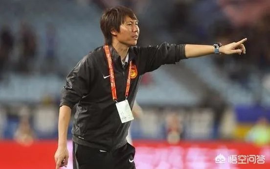 如何评价武汉卓尔主帅李铁的执教能力？