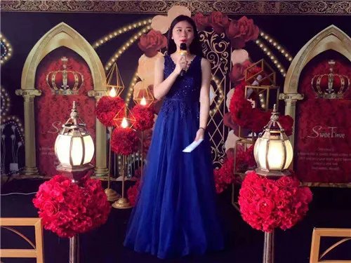 婚礼主持人收入怎么样  如何做好一个婚礼主持人