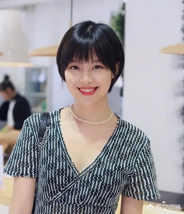 有哪些好看的短发发型？