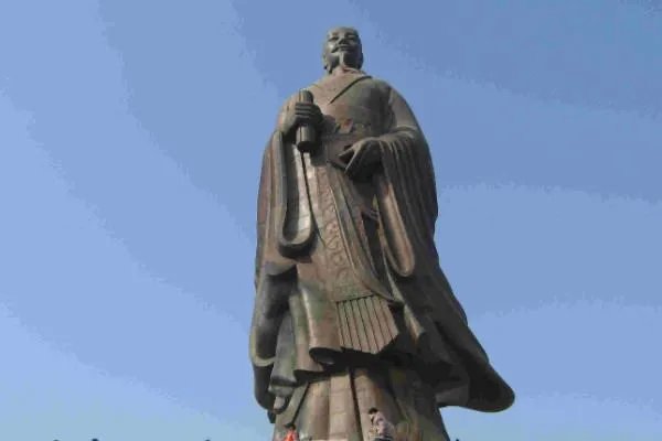 范蠡经商要遵循什么规律?为什么要遵循规律？