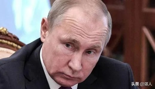 泽连斯基向普京发出邀请，希望举行有美国总统在场的三方会谈，他的愿望能实现吗？