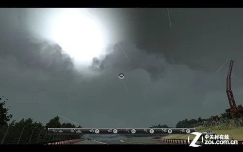 雨中狂飙的快感 核显挑战《摩托GP13》