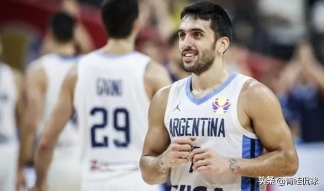 阿根廷男篮后卫坎帕佐身高1.79米，把他和国篮几名后卫比较如何？