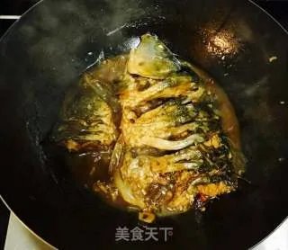 红烧鲤鱼