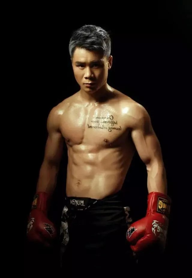 邱建良VS考，这场巅峰对决和“一龙VS西提猜”有哪些不同？