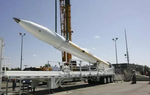 中国成功进行陆基中段反导拦截技术试验，什么是行陆基中段反导拦截？