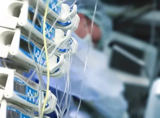 27岁男子百草枯中毒离世过程公开:一步一步窒息,就像慢性死亡